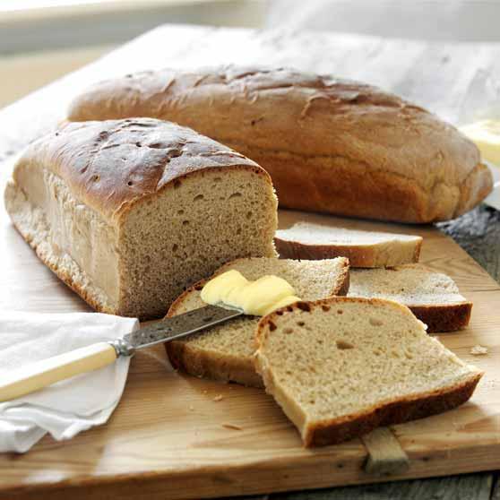 Duona su ruduoju drėgnuoju cukrumi „Farinu“